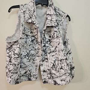 Marble Print Sleeveless Denim Vest